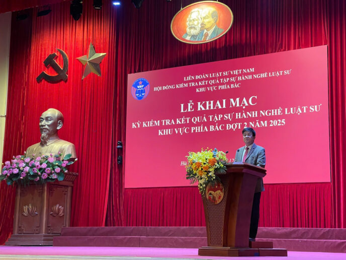 Luật sư, Tiến sĩ Đỗ Ngọc Thịnh, Chủ tịch Liên Đoàn Luật sư Việt Nam, Chủ tịch Hội đồng kiểm tra phát biểu tại buổi Lễ Khai mạc.