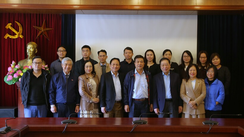 Chi bộ Liên đoàn Luật sư Việt Nam tổ chức tổng kết công tác năm 2025 bàn phương hướng nhiệm vụ năm 2026 24 Tập thể Chi bộ Liên đoàn Luật sư Việt Nam tại buổi tổng kết công tác.