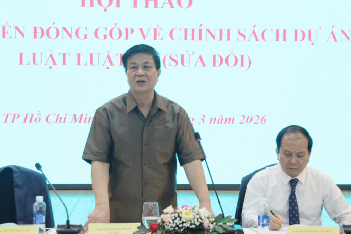 Tiến sĩ, Luật sư Đỗ Ngọc Thịnh phát biểu.